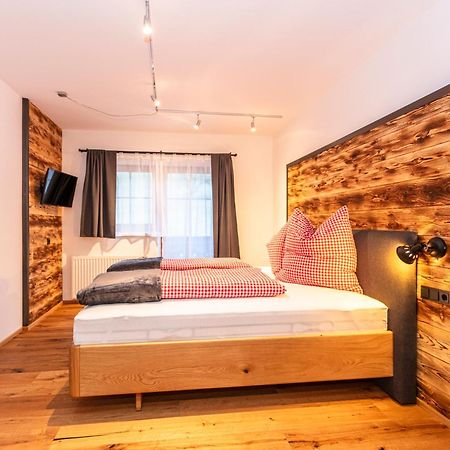Peholdgut - Natururlaub am Berg Lofer Bagian luar foto